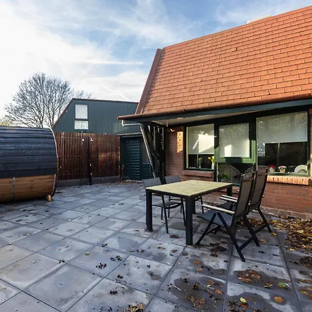 Prázdninový dům Tulip Marina - Garden Sauna *