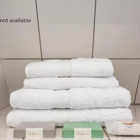 Tulip Marina - Garden Sauna